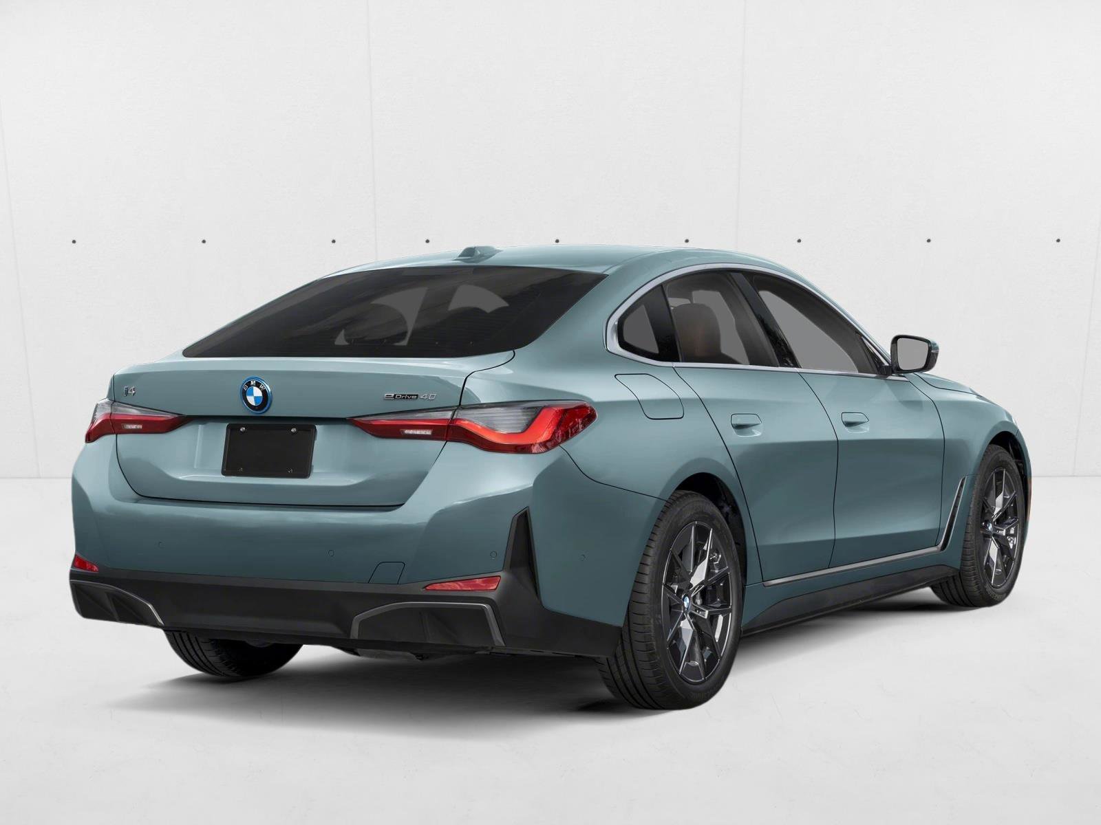 New 2026 BMW i4 eDrive40 w/ M Sport Package RWD image 2