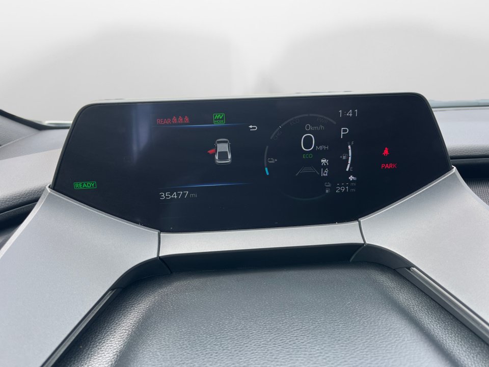 Used 2025 Toyota Prius Plug-In Hybrid FWD image 14