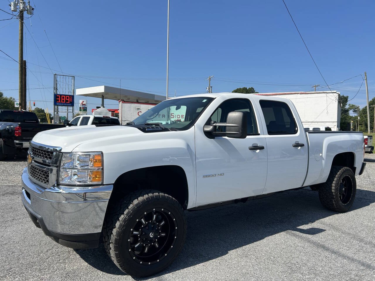 Used 2014 Chevrolet Silverado 2500 W/T w/ LPO, Protection Package AWD/4WD image 2