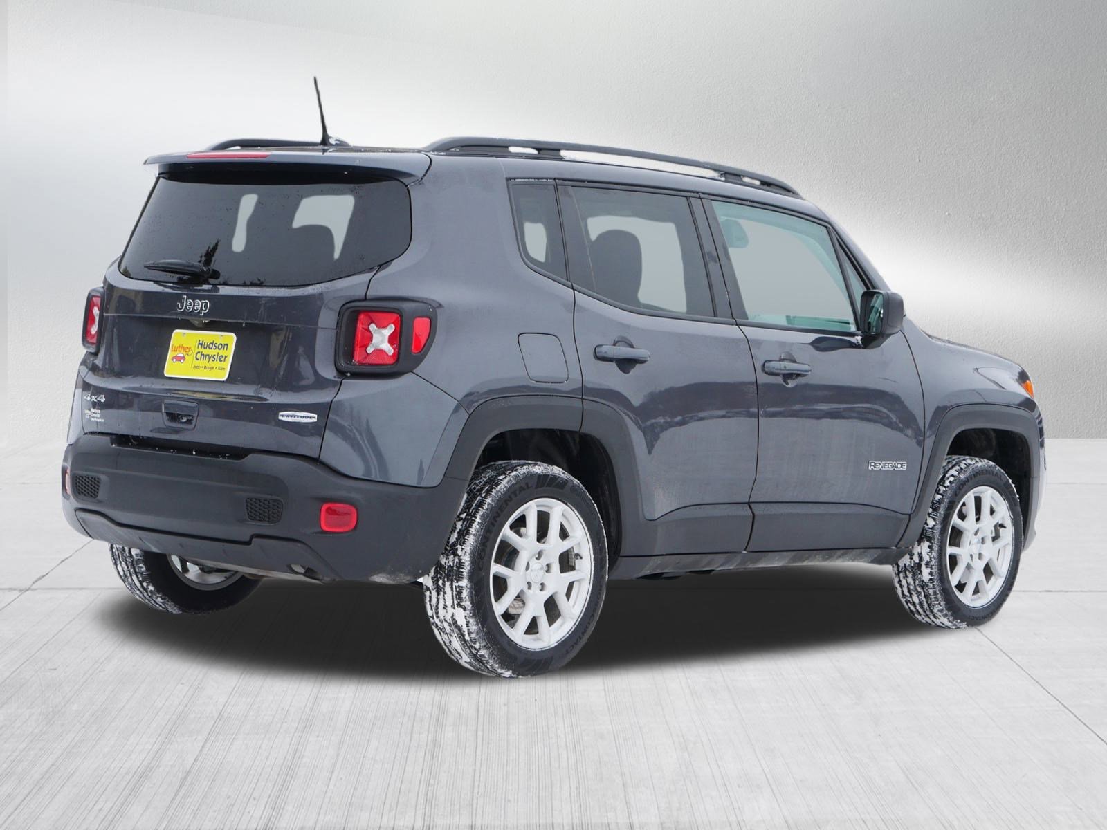 Certified 2022 Jeep Renegade Latitude w/ Convenience Group image 7