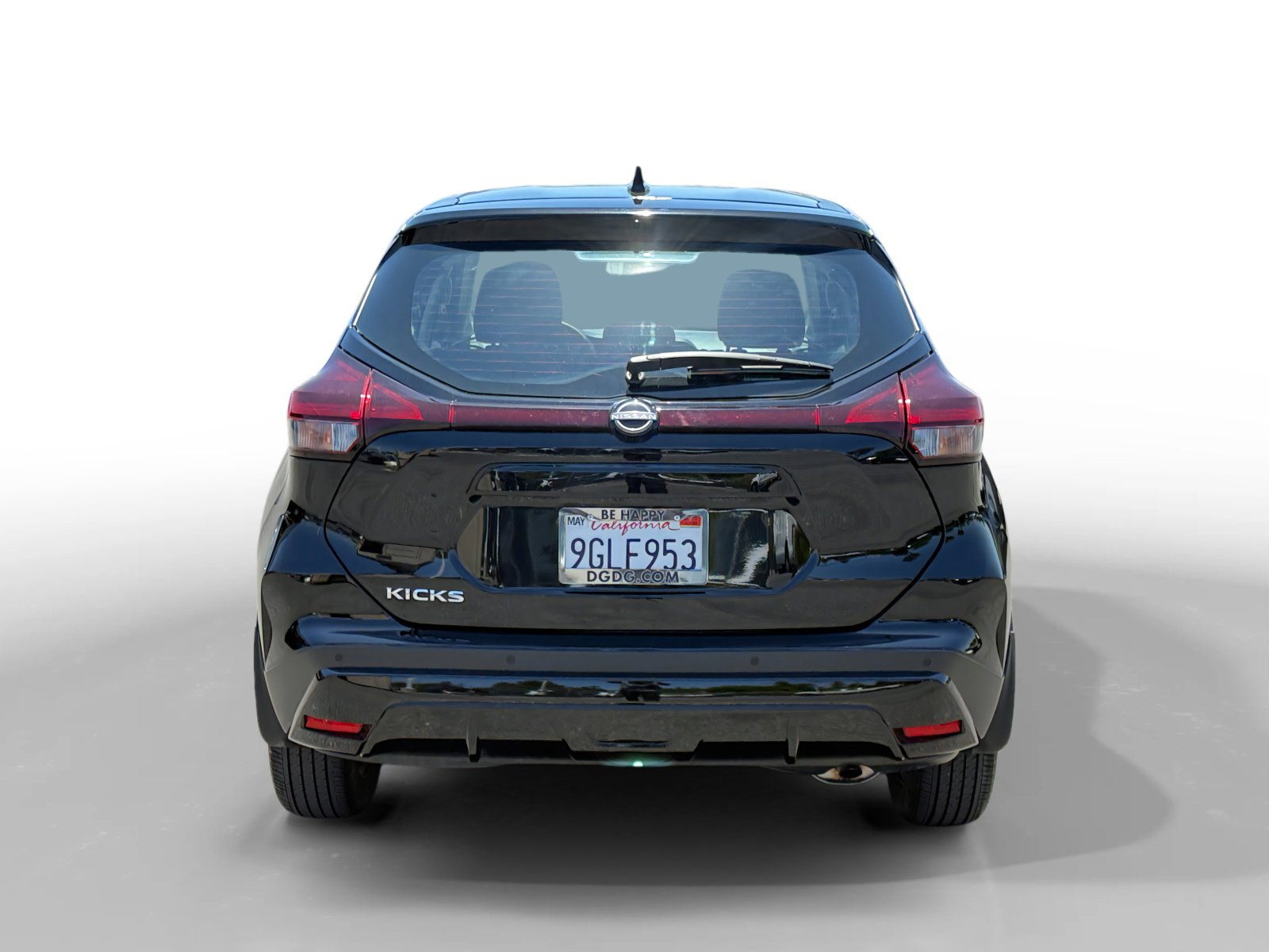 Used 2023 Nissan Kicks S FWD image 4