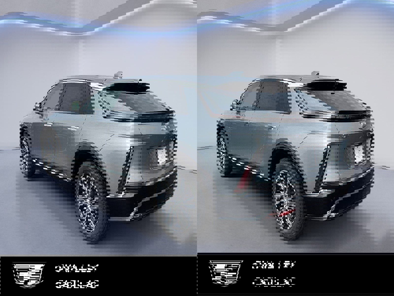 New 2026 Cadillac Lyriq Premium Luxury w/ LPO, Floor Liner Package AWD/4WD image 3