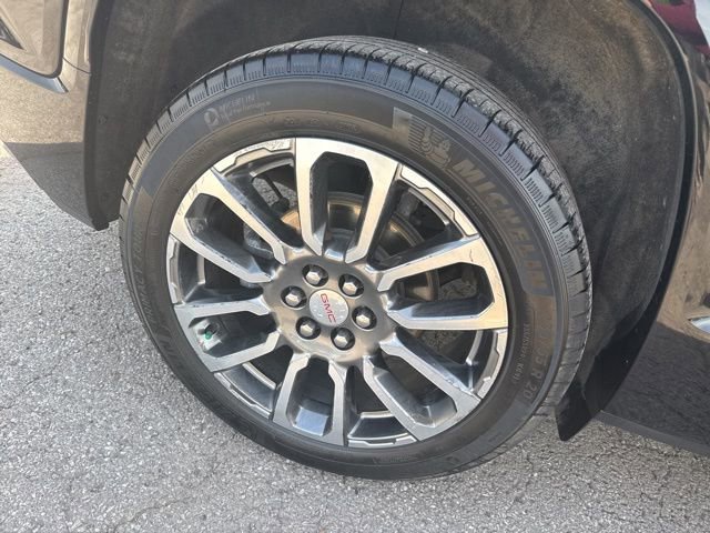 Used 2020 GMC Acadia Denali w/ Trailering Package image 6
