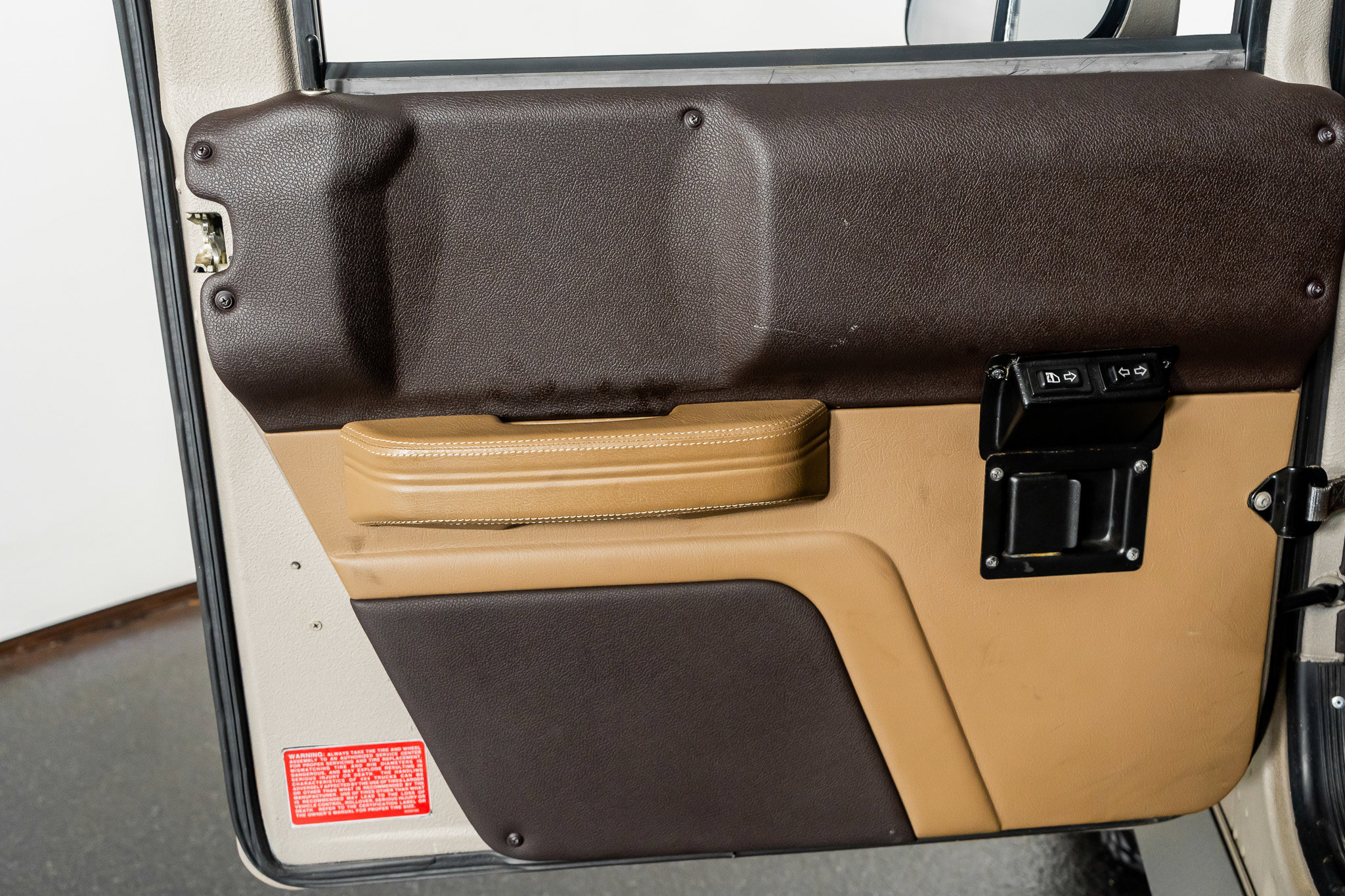 Used 2003 HUMMER H1 4-Door Wagon image 49