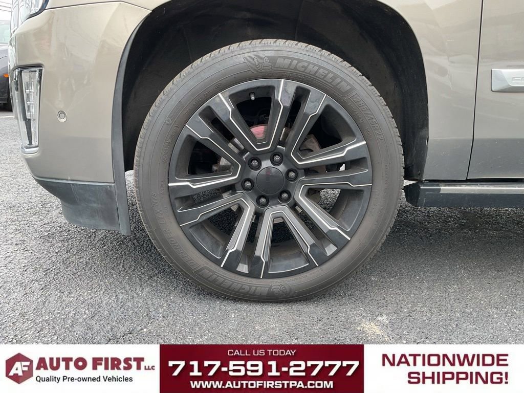 Used 2019 Cadillac Escalade ESV Premium Luxury w/ LPO, Radiant Package AWD/4WD image 7