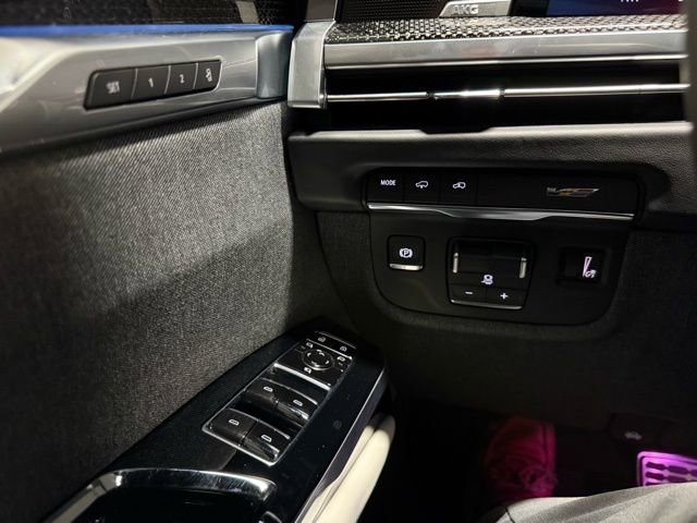 Used 2025 Cadillac Escalade V image 24