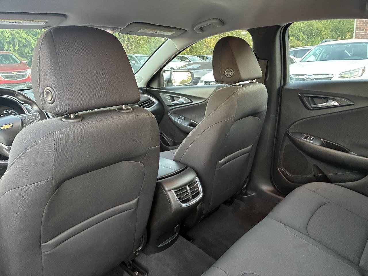 Used 2016 Chevrolet Malibu LT FWD image 18