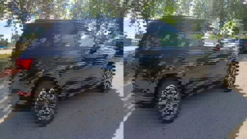 Certified 2023 Audi Q7 2.0T Premium Plus w/ Premium Plus Package AWD/4WD image 8