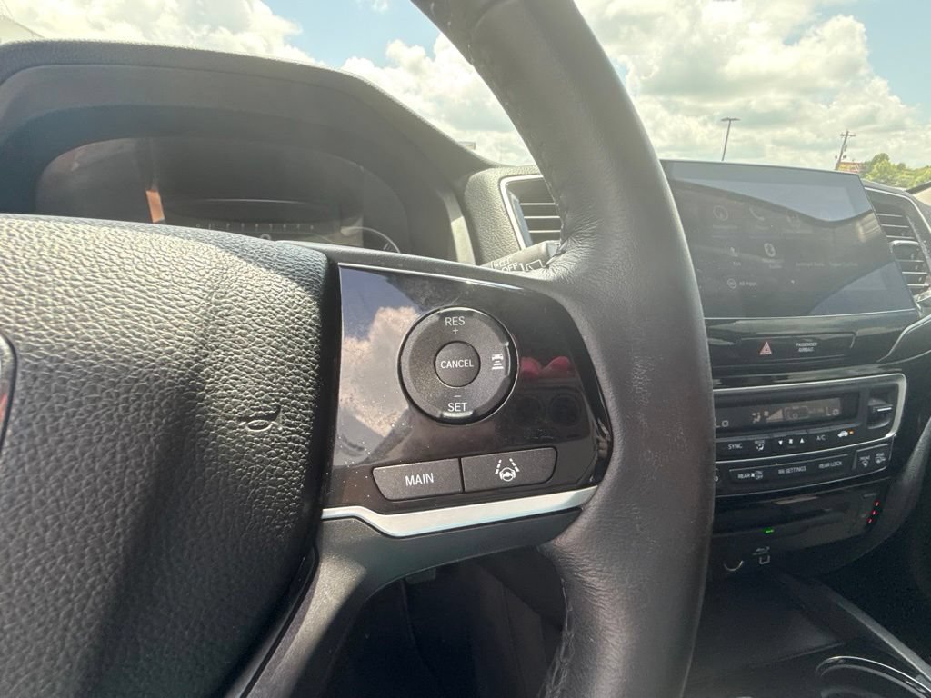 Used 2020 Honda Pilot Touring image 19