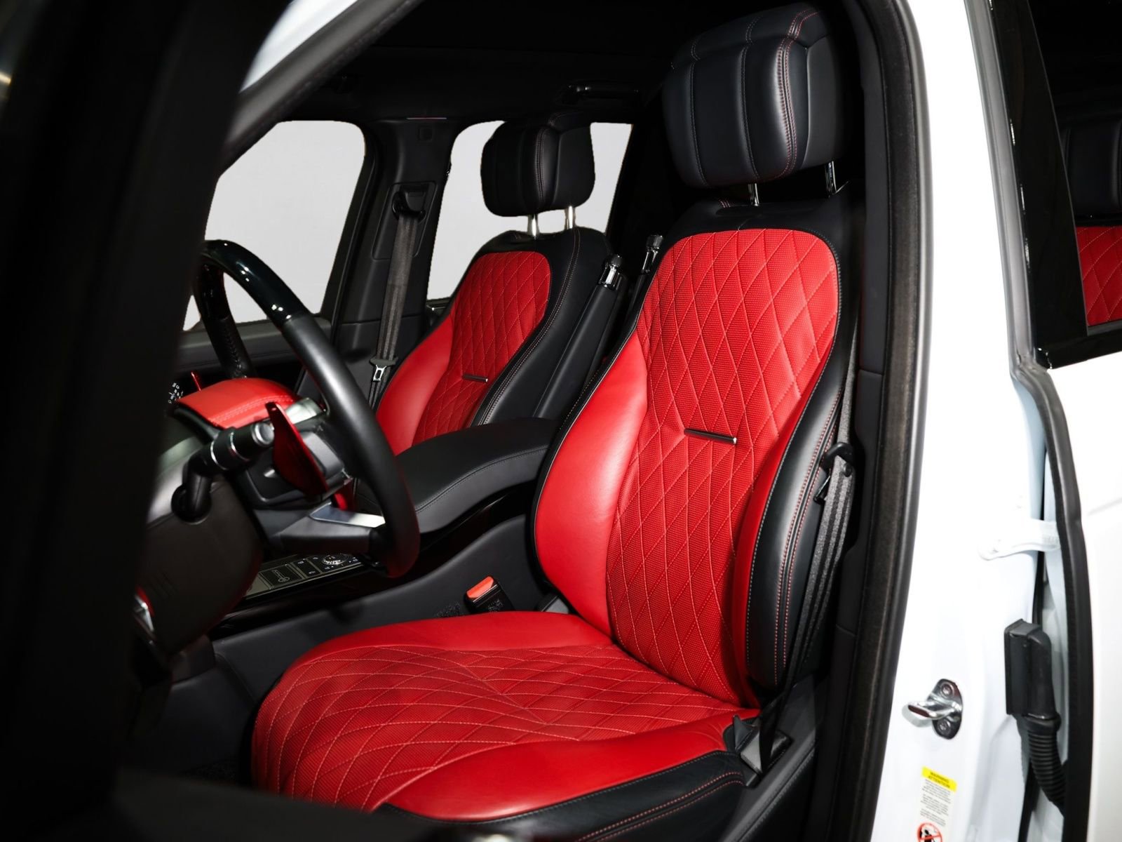 Used 2021 Land Rover Range Rover SV Autobiography Dynamic image 20