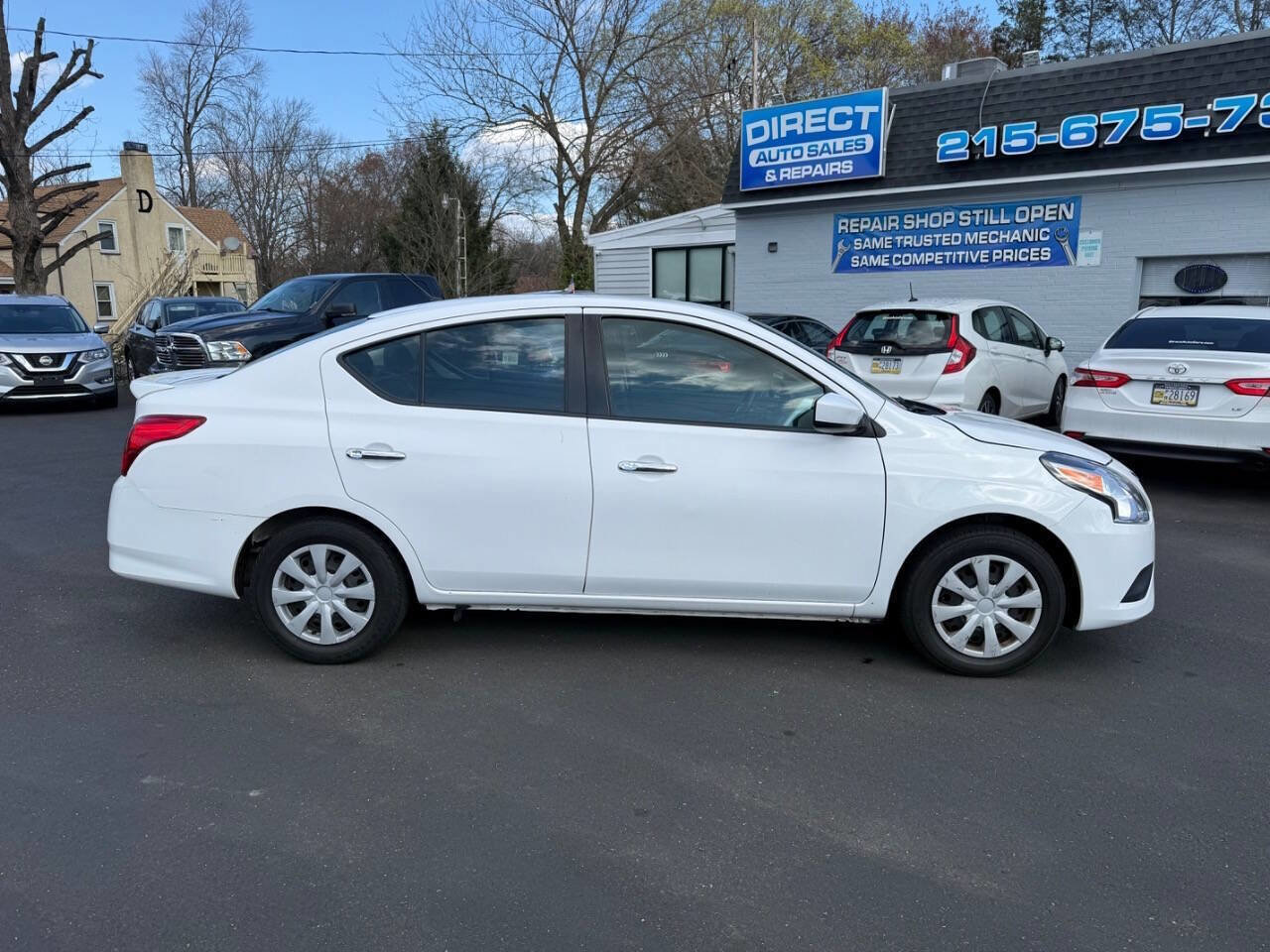 Used 2019 Nissan Versa SV image 12