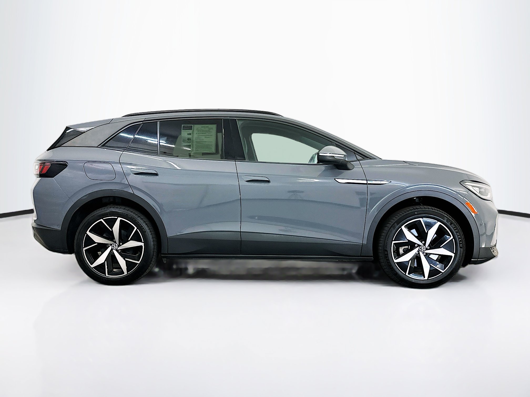 Used 2023 Volkswagen ID.4 Pro S AWD/4WD image 10