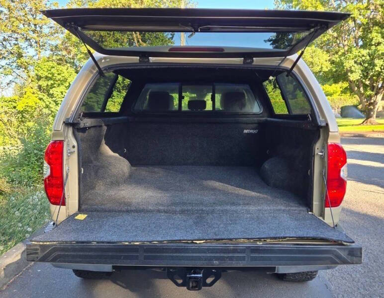 Used 2018 Toyota Tundra SR5 image 8