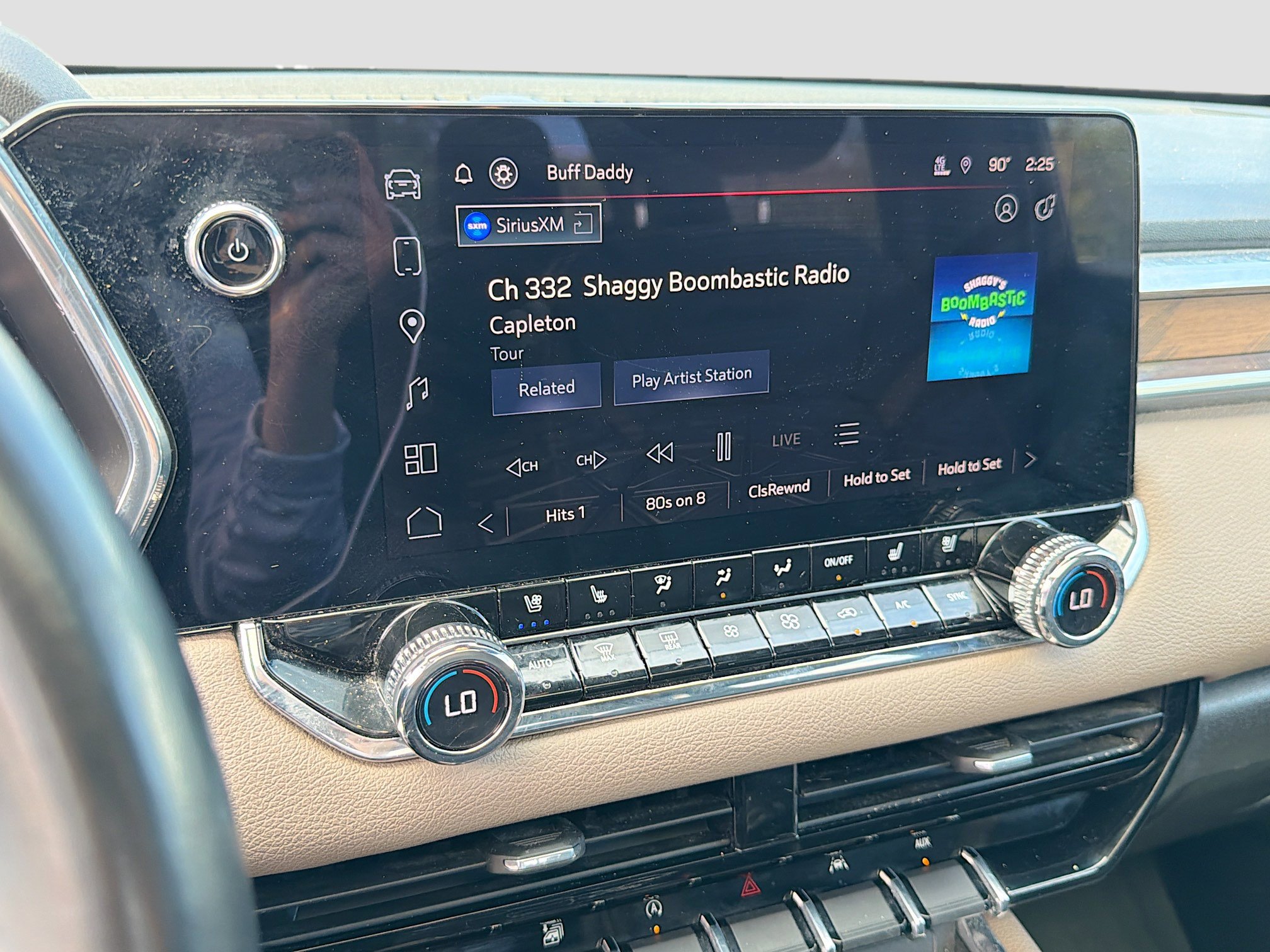 Used 2023 GMC Canyon Denali image 31