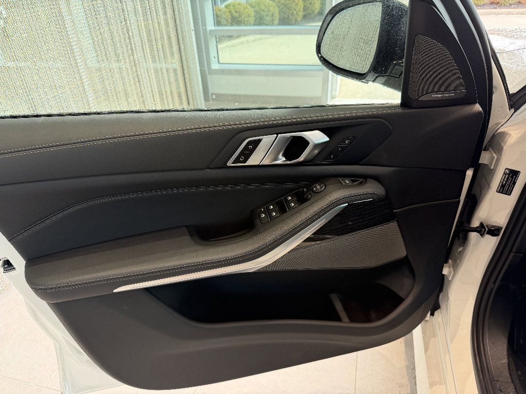 New 2026 BMW X5 xDrive40i image 11