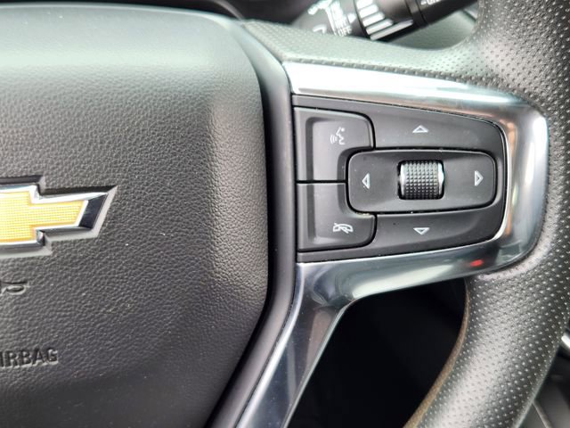 Used 2025 Chevrolet Blazer LT AWD/4WD image 21