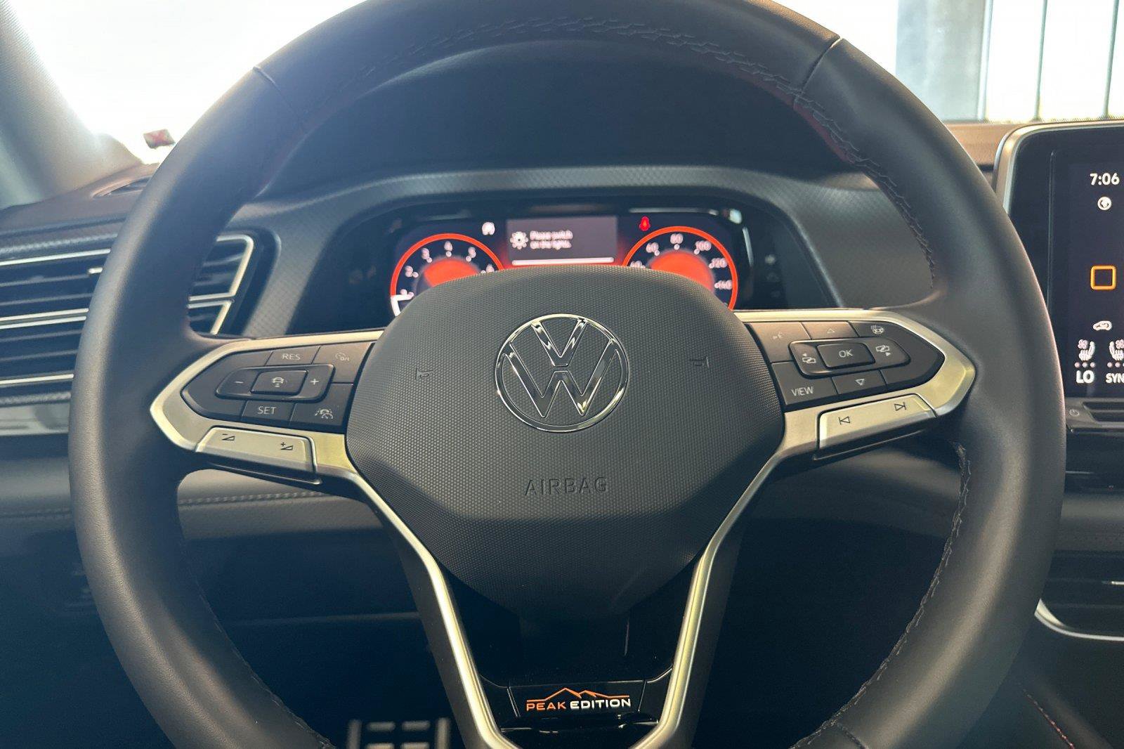 New 2026 Volkswagen Atlas Peak Edition AWD/4WD image 23
