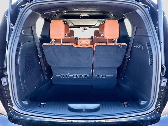 New 2026 Chrysler Pacifica Pinnacle w/ Trailer Tow Group image 5