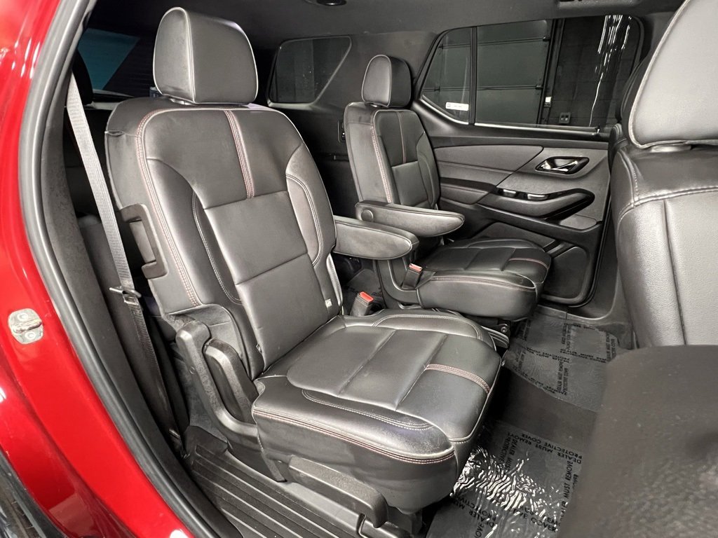 Used 2023 Chevrolet Traverse RS image 18