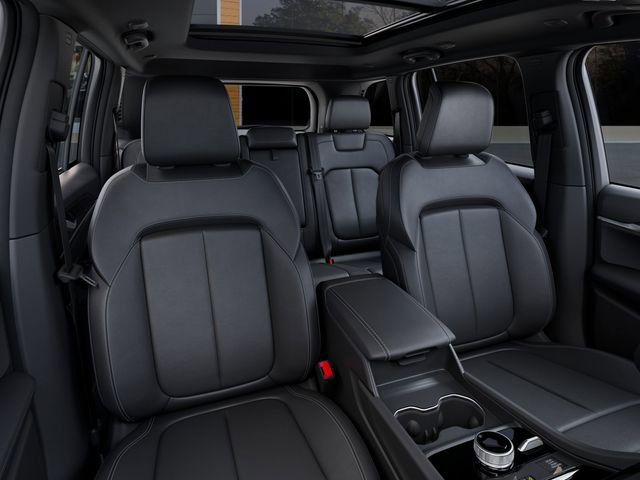 New 2025 Jeep Grand Cherokee Limited w/ Black Appearance Package image 16