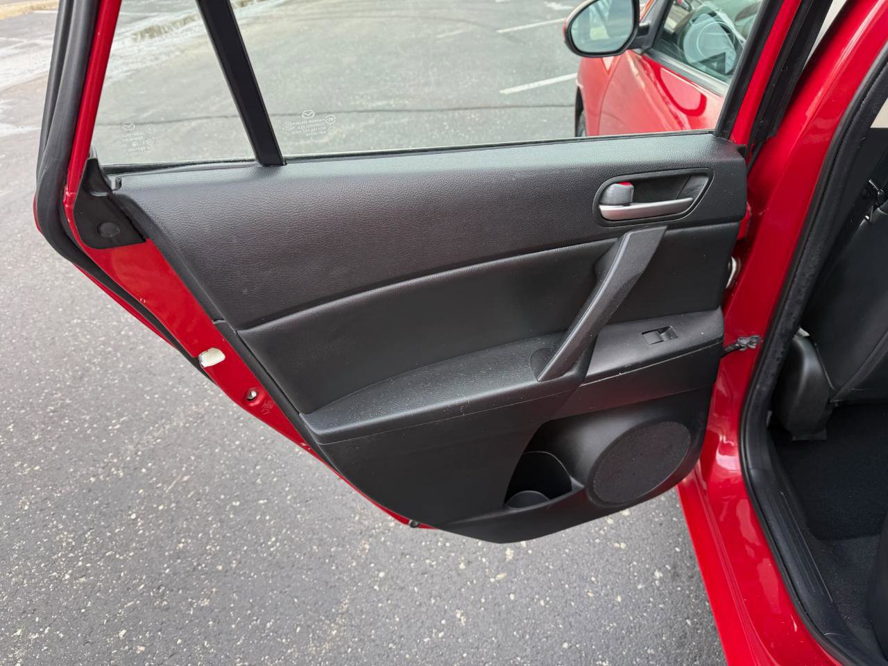 Used 2013 MAZDA MAZDA3 i Touring image 10
