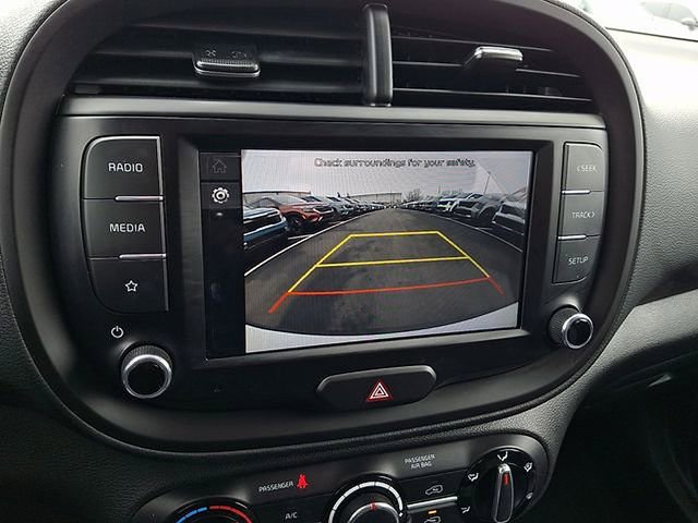 Certified 2023 Kia Soul LX w/ LX Technology Package image 17
