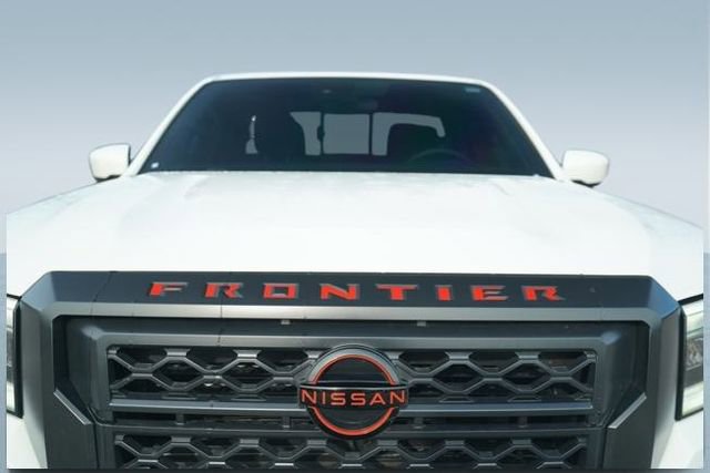 Used 2024 Nissan Frontier PRO-4X w/ Technology Package image 35
