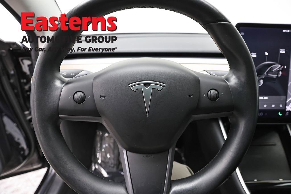 Used 2018 Tesla Model 3 Long Range image 10