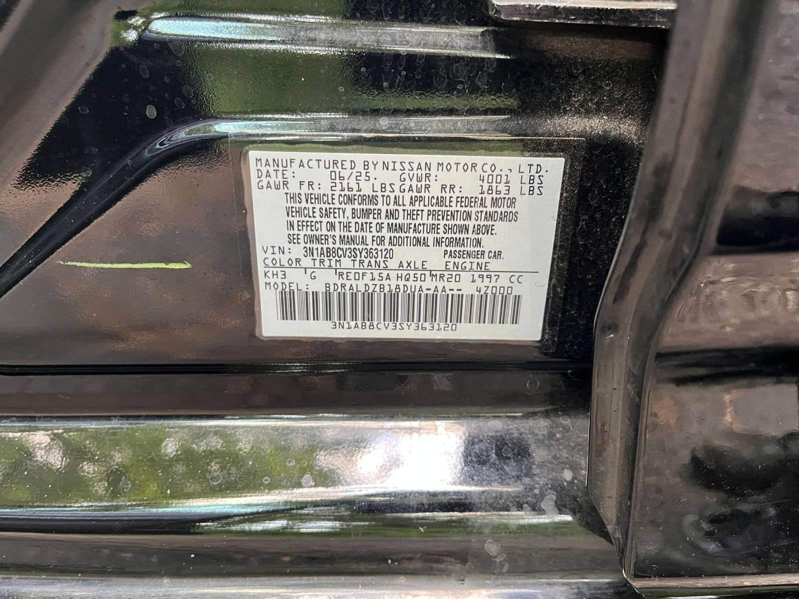 Used 2025 Nissan Sentra SV FWD image 30
