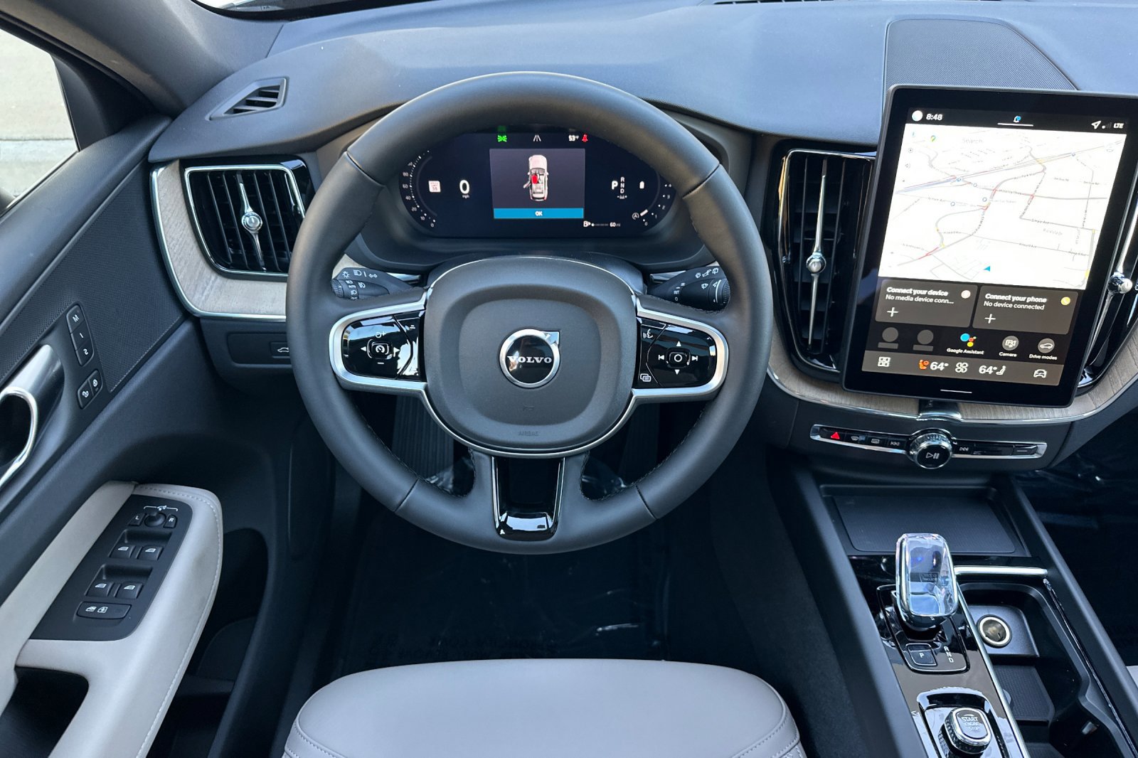 New 2026 Volvo XC60 B5 Plus w/ Climate Package image 12