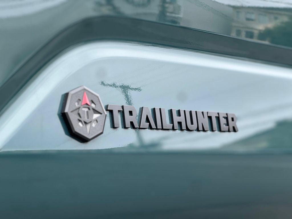 Certified 2025 Toyota 4Runner TRD Off-Road AWD/4WD image 12