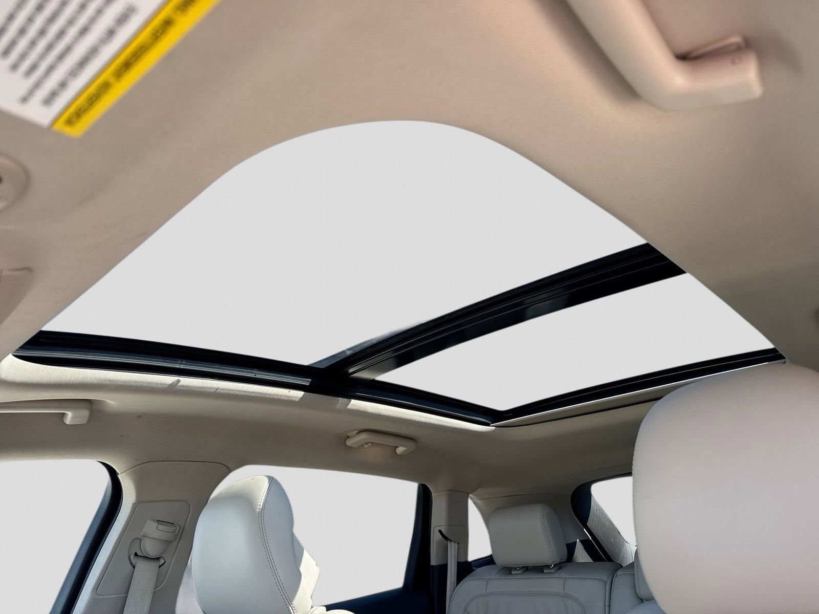 Used 2016 Lincoln MKX Select w/ Climate Package image 19