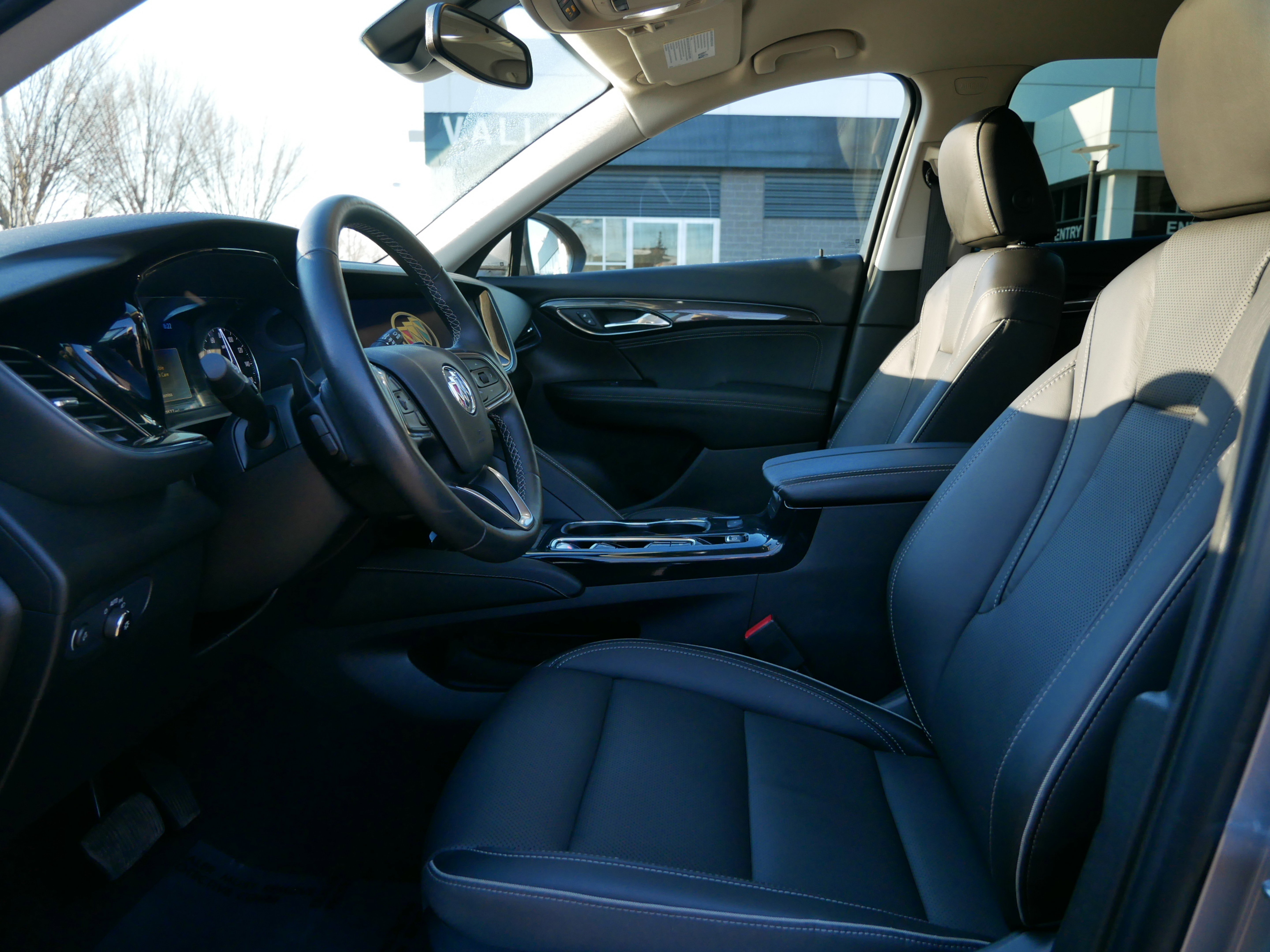 Used 2021 Buick Envision Essence image 12