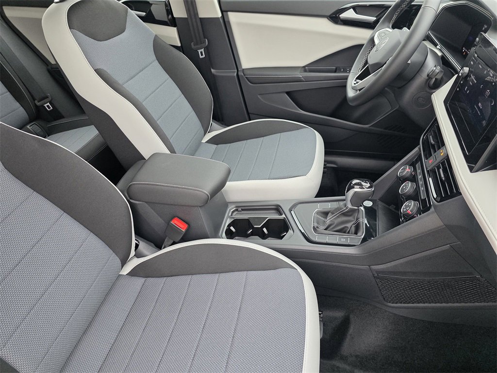 New 2026 Volkswagen Taos S image 10