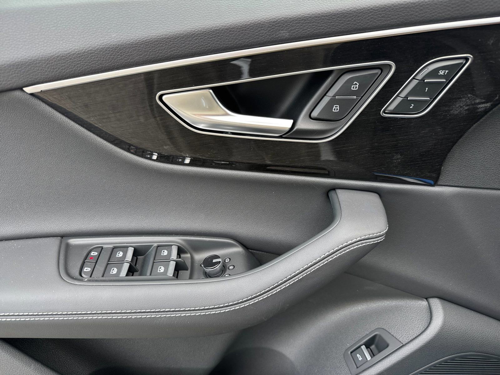New 2026 Audi Q7 2.0T Premium Plus AWD/4WD image 8