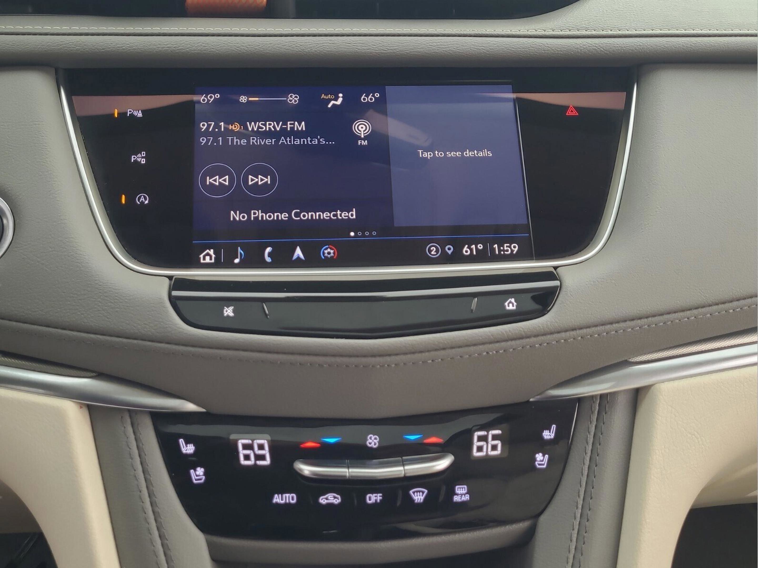 Used 2022 Cadillac XT5 Premium Luxury w/ Technology Package image 18