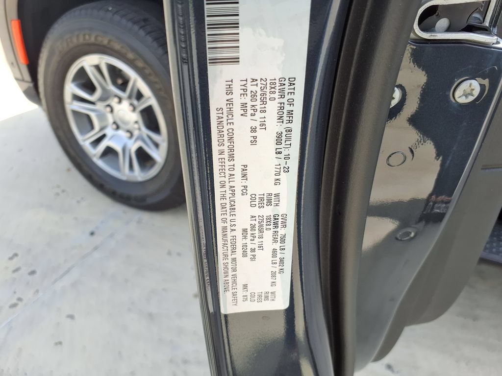 Used 2024 Jeep Wagoneer 4WD image 34