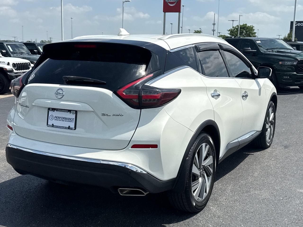 Used 2019 Nissan Murano SL AWD/4WD image 3