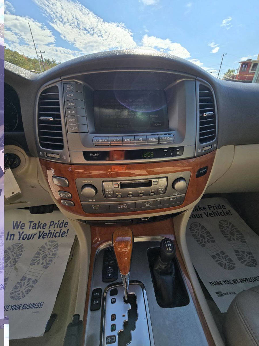 Used 2006 Lexus LX 470 4WD image 20