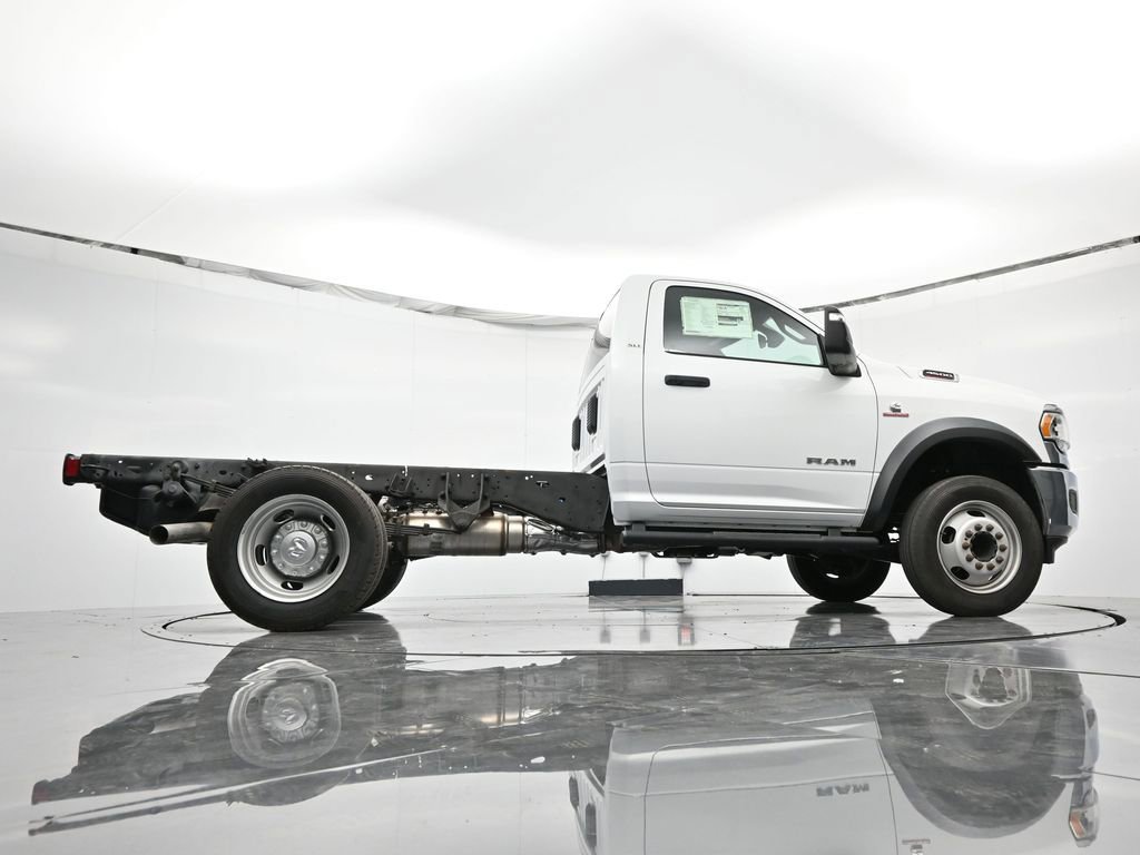 Used 2023 RAM 4500 SLT w/ Quick Order Package 2YG SLT RWD image 43