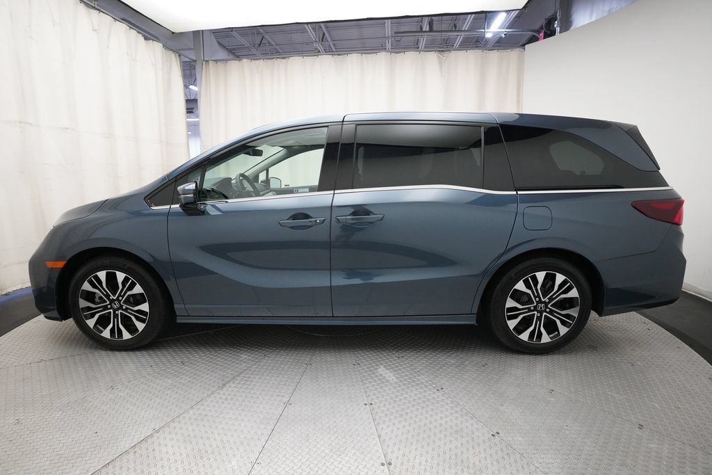 Certified 2026 Honda Odyssey Elite image 25