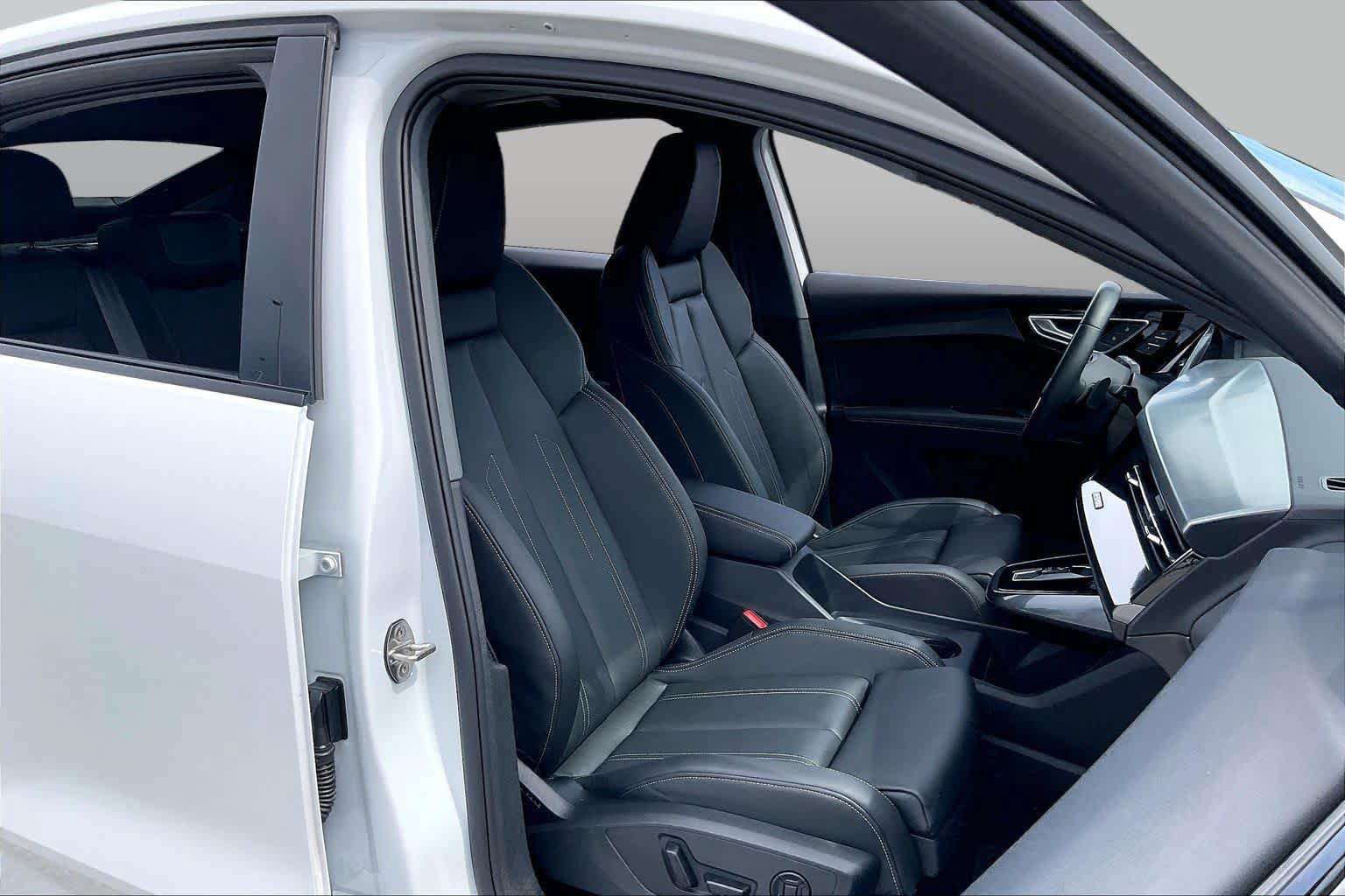 Used 2024 Audi Q4 e-tron Premium Plus AWD/4WD image 8