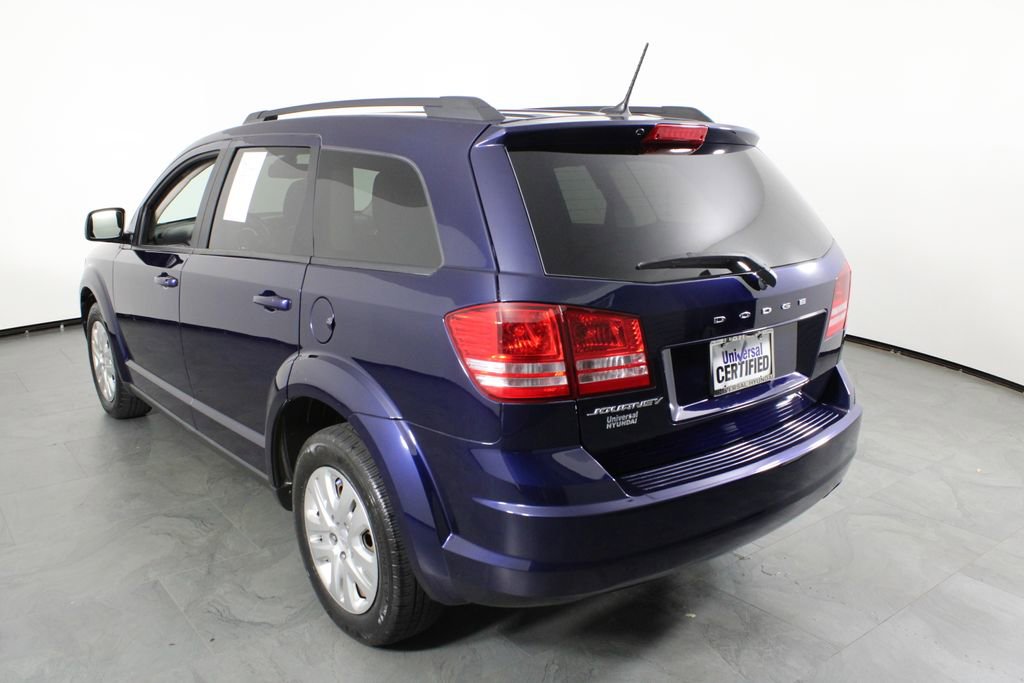 Used 2018 Dodge Journey SE image 3