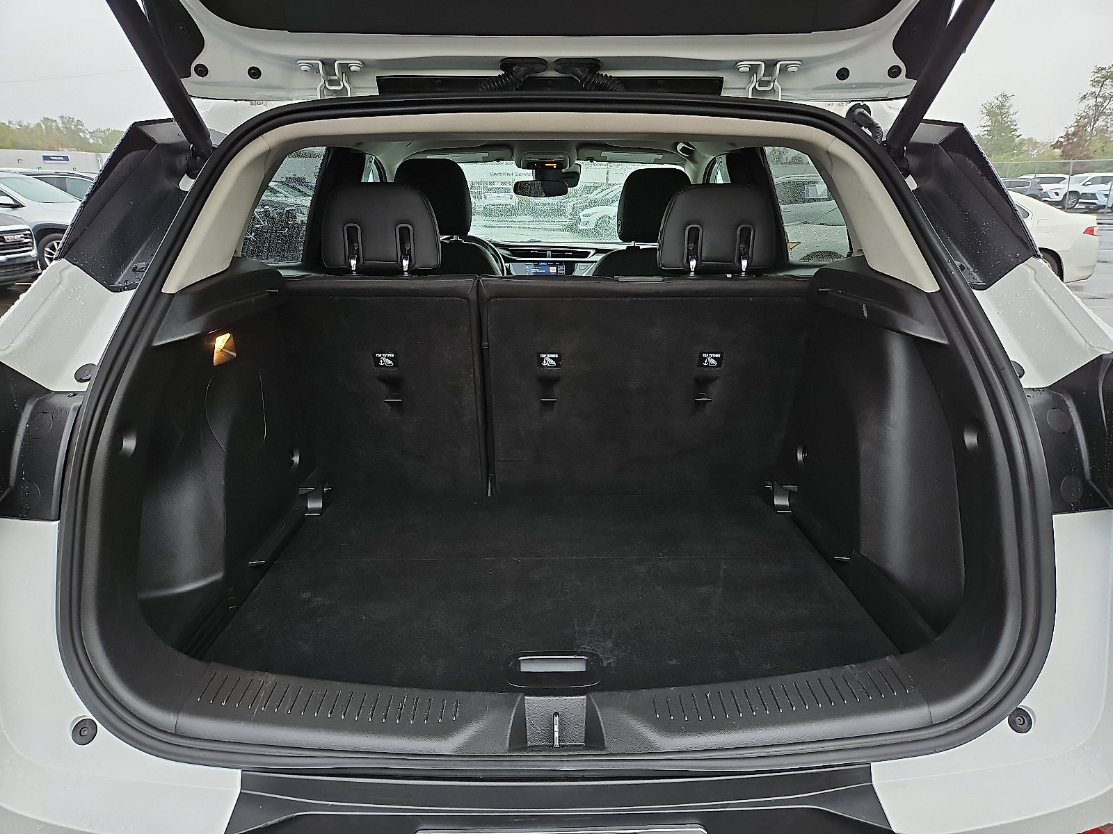 Certified 2021 Buick Encore GX Select w/ Advanced Technology Package image 29