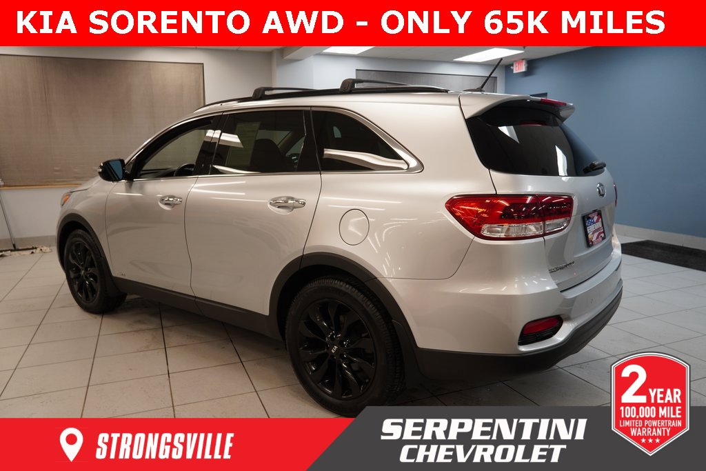 Used 2019 Kia Sorento S image 7