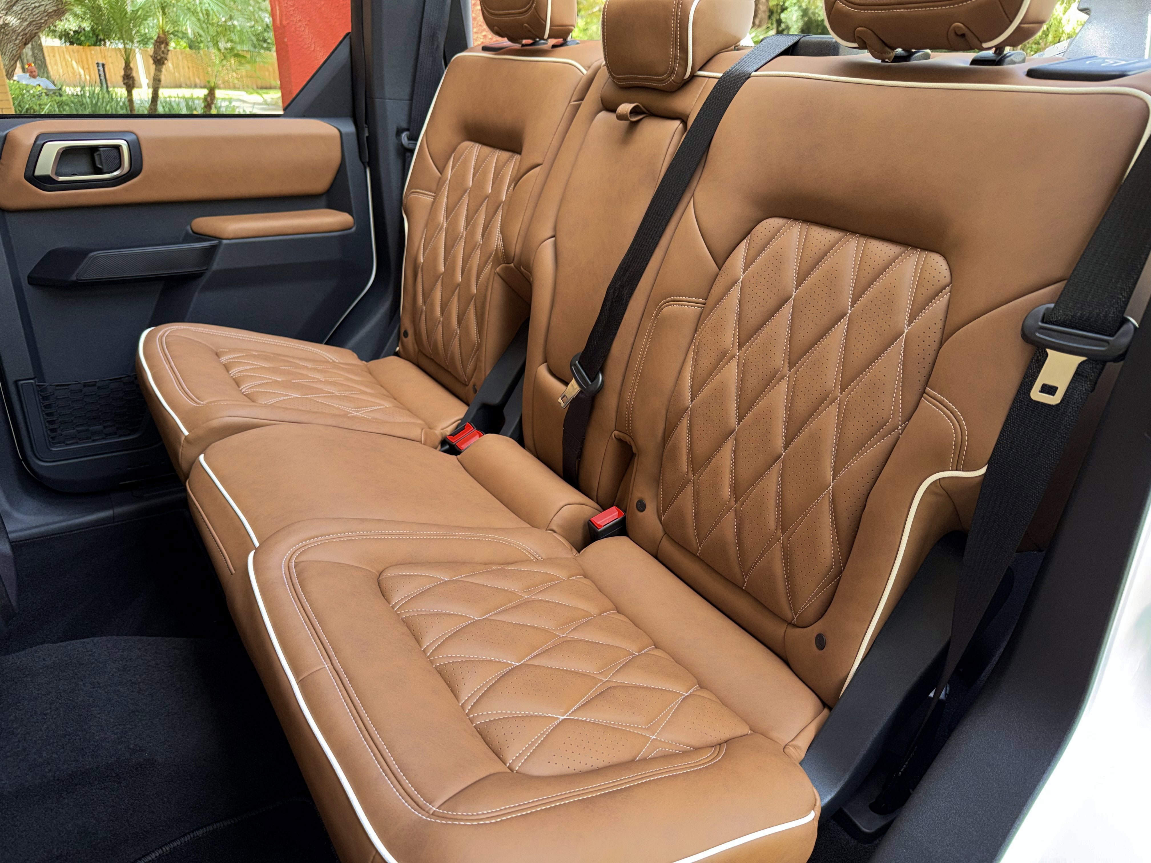 Used 2025 Ford Bronco Outer Banks AWD/4WD image 29