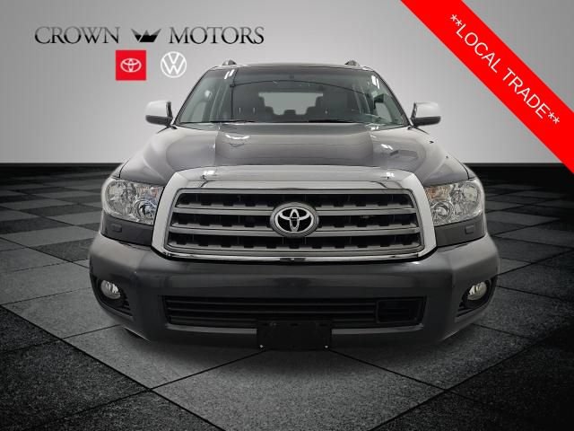 Used 2017 Toyota Sequoia Platinum AWD/4WD image 2