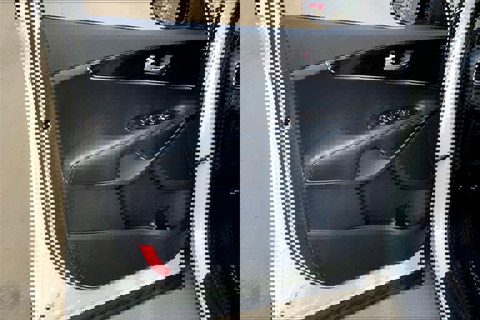 Used 2019 Kia Sorento LX image 20