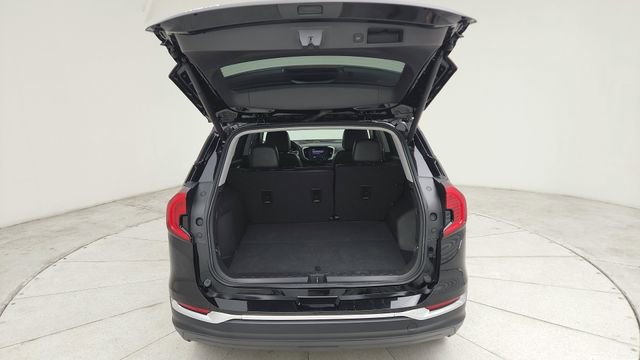 Used 2024 GMC Terrain SLT image 24