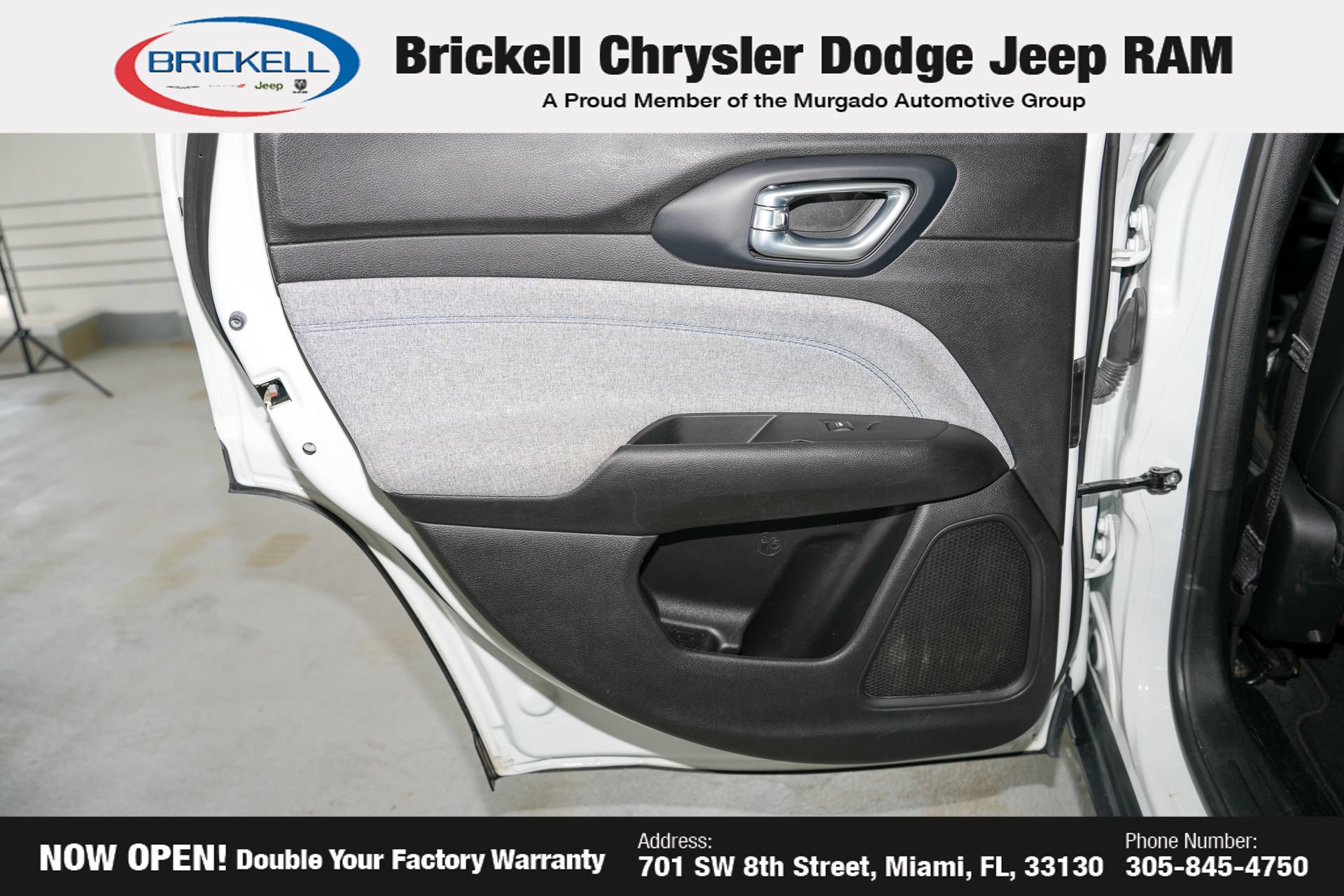 Used 2024 Jeep Compass Latitude AWD/4WD image 11
